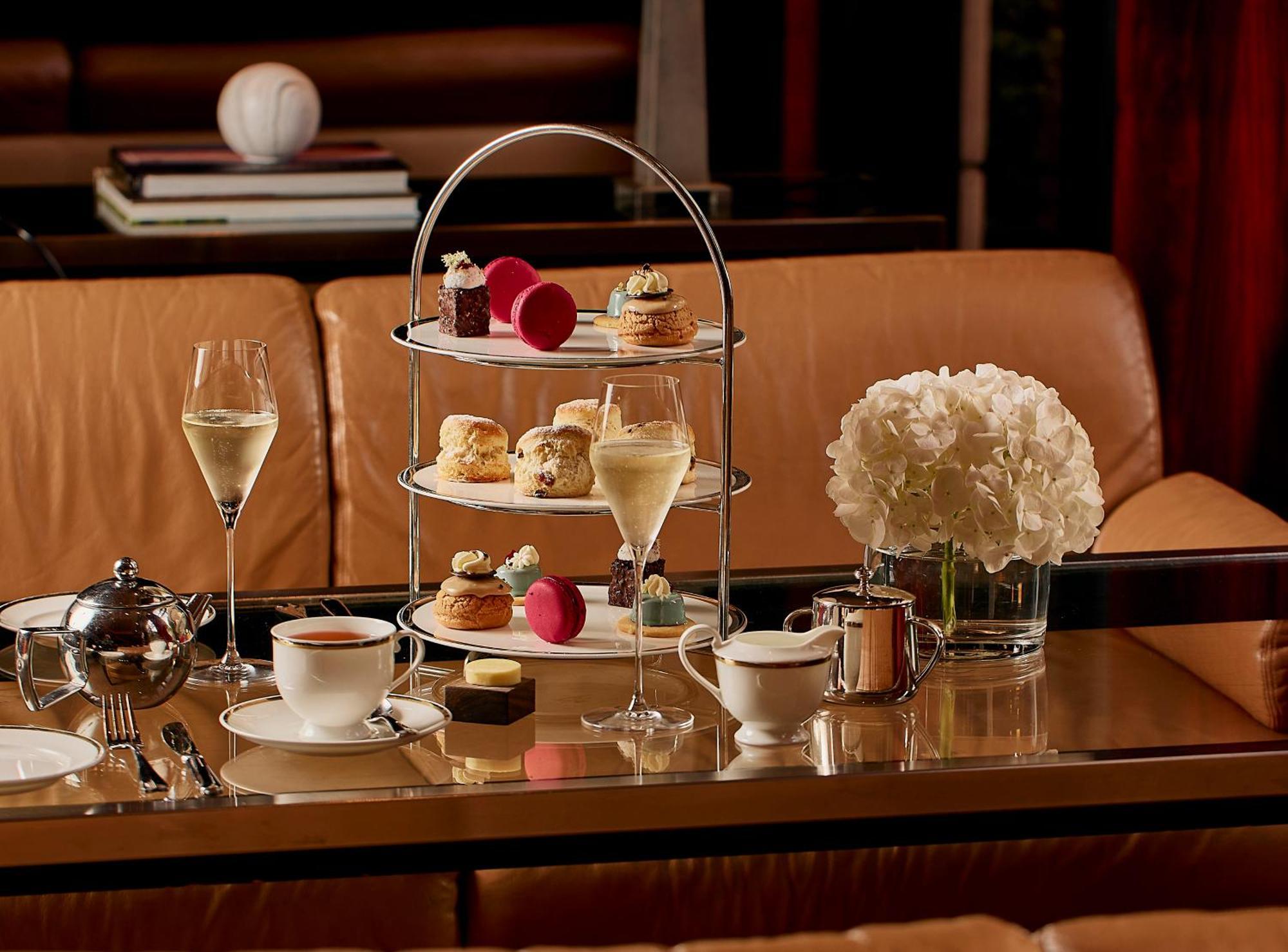 Hotel Park Hyatt Melbourne City Exterior foto Afternoon tea at the Mandarin Oriental, London