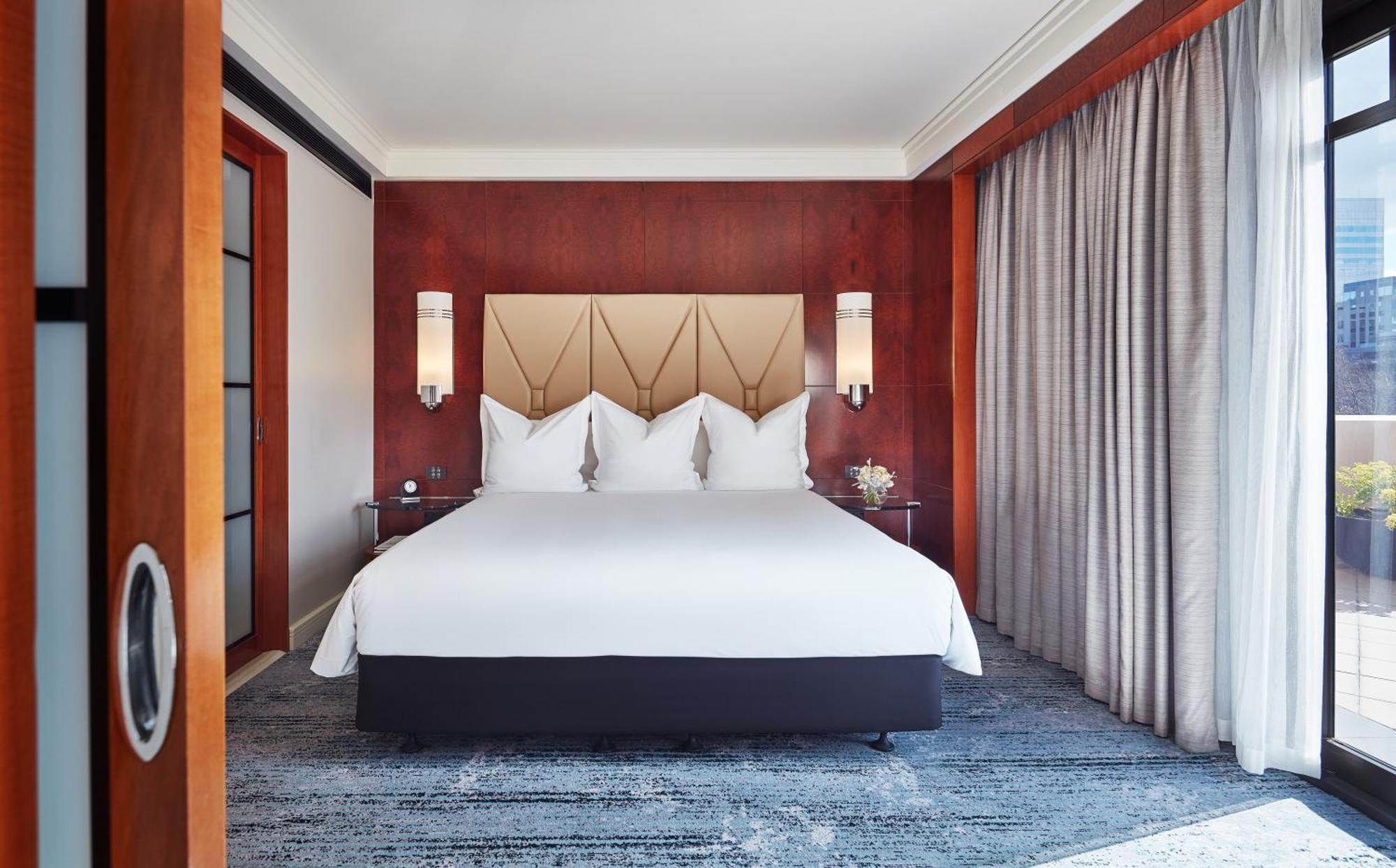 Hotel Park Hyatt Melbourne City Exterior foto A bedroom at the InterContinental