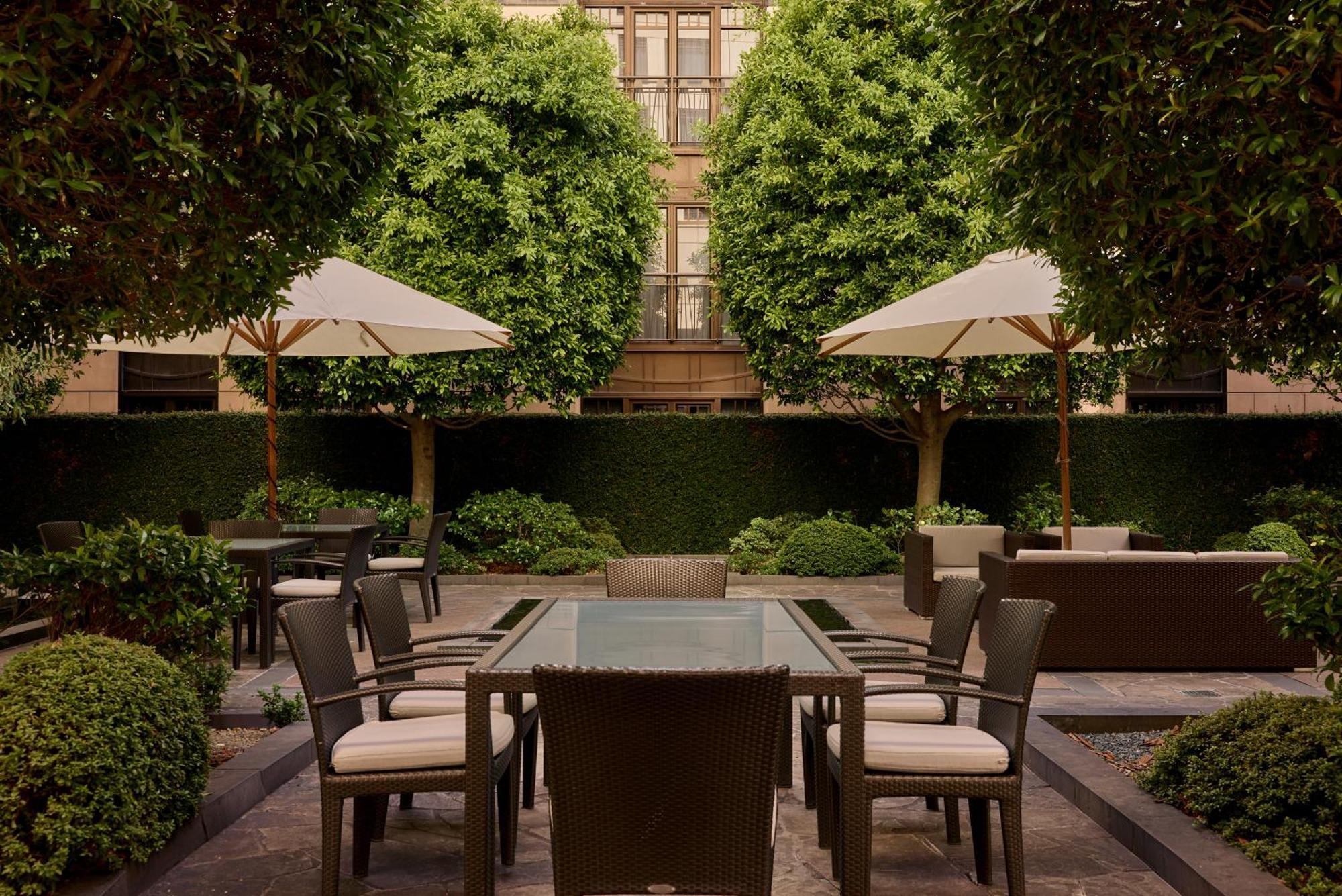 Hotel Park Hyatt Melbourne City Exterior foto The Garden at The Ivy
